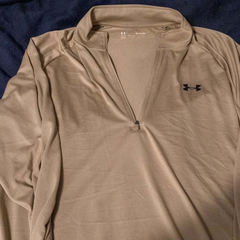 Under Armour Men's XL 1/4 Zip Pullover - Tan/Khaki
